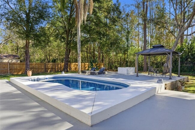 Building Photo - 1566 Woodfield Ct