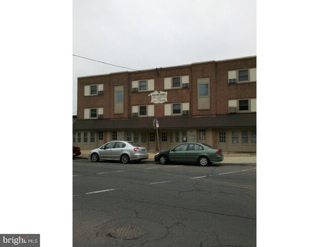 Primary Photo - 7807 Hasbrook Ave