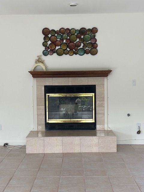 Building Photo - 605 N Mildred Ave