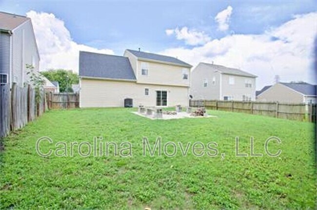 Building Photo - 107 Constantine Way