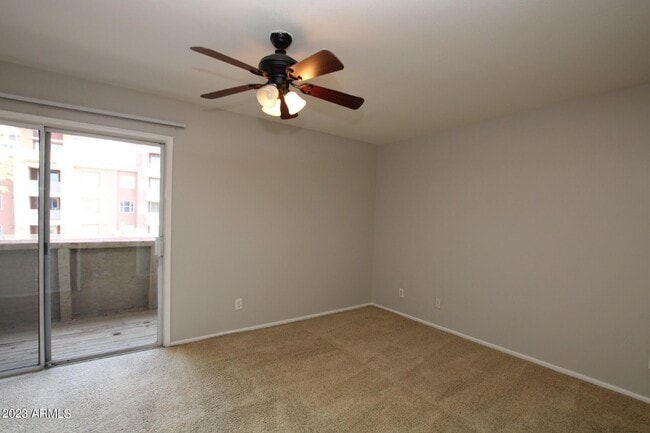 Building Photo - 604 E Weber Dr