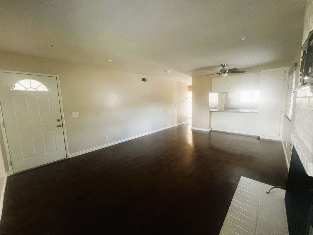 Building Photo - 21266 Burlington Ln