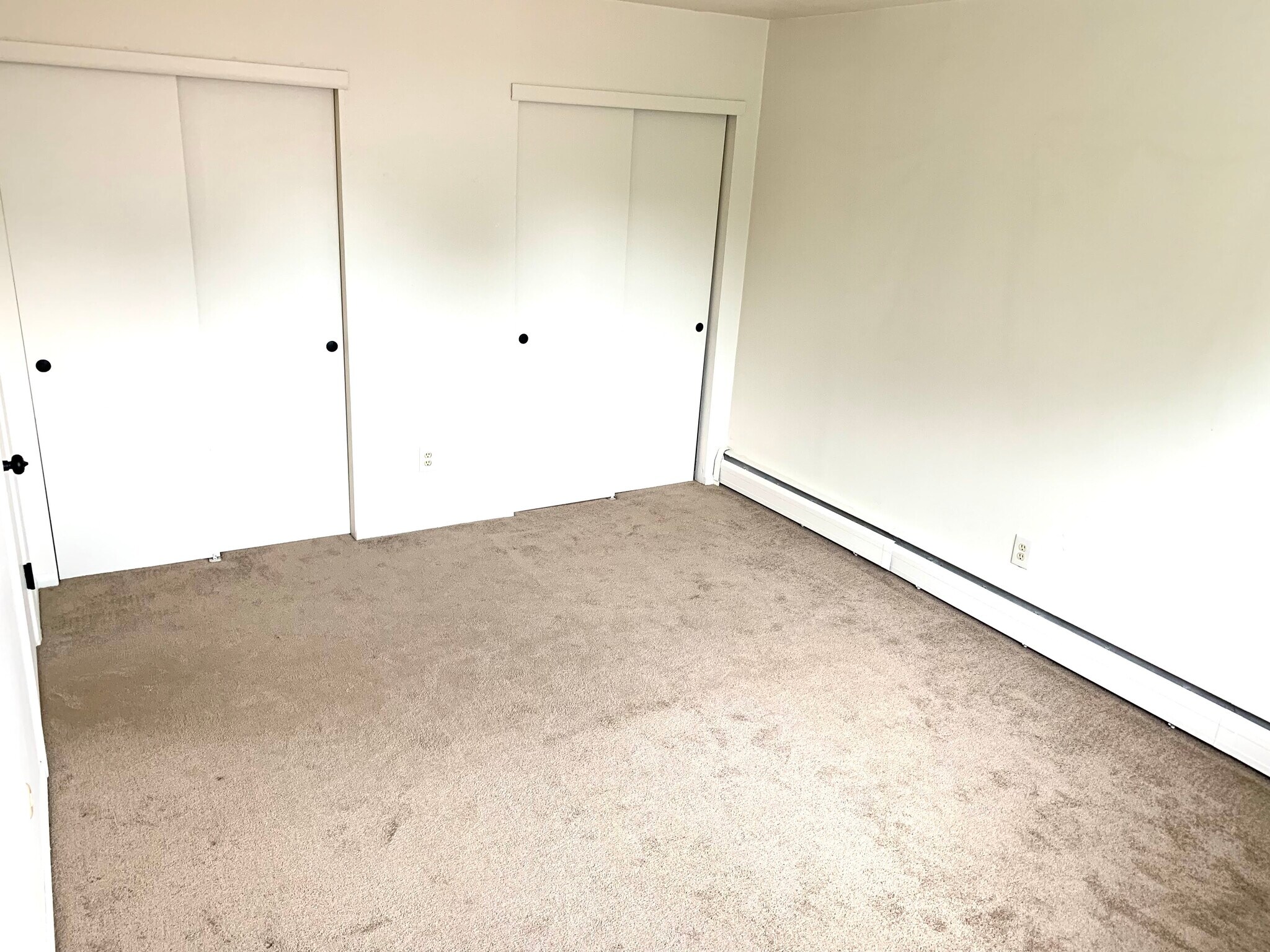 Building Photo - 335 E Lancaster Ave