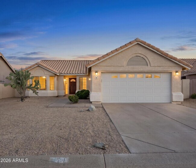 Building Photo - 16101 E Glendora Dr