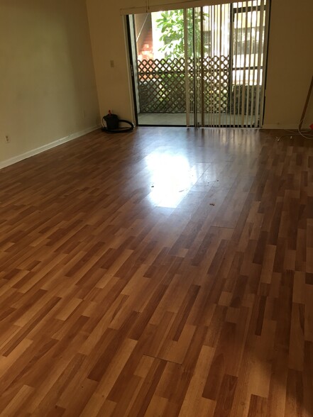 large livingroom/dining room - 11307 Royal Palm Blvd