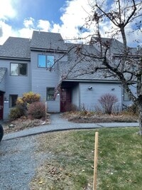 Building Photo - Beautiful Two Bedroom Condo