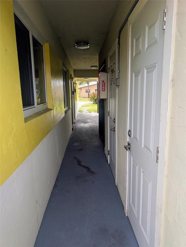 Building Photo - 1500 NW 58th Terrace