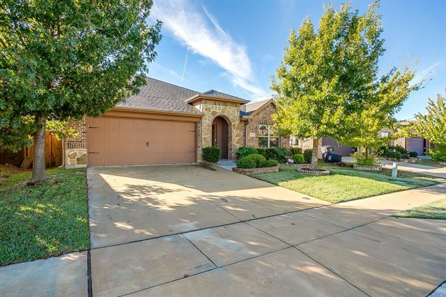 Building Photo - 817 Woodmark Dr