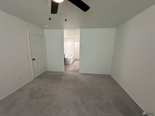 Building Photo - 7357 E 36th Pl