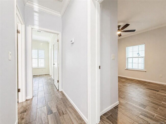 Building Photo - 35 NE Nautical Dr