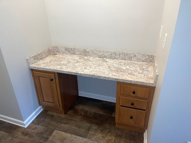 Building Photo - Beautiful 3 Bedroom Home in Lockwood Community!