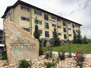 Building Photo - CONDO 2 BED 1 BATH BEHIND WINCO FOR RENT I...
