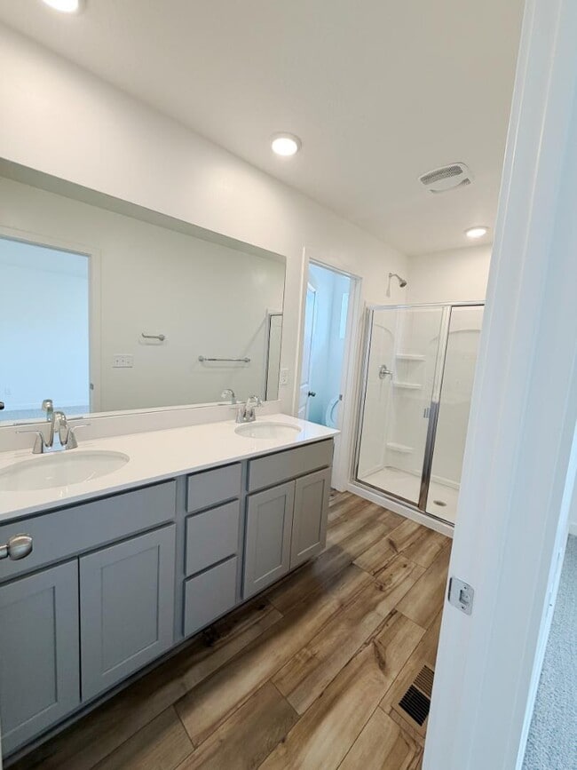 Building Photo - 496 S 1140 W