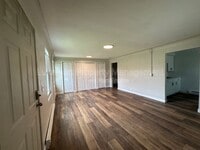 Building Photo - 2839 Gull Rd