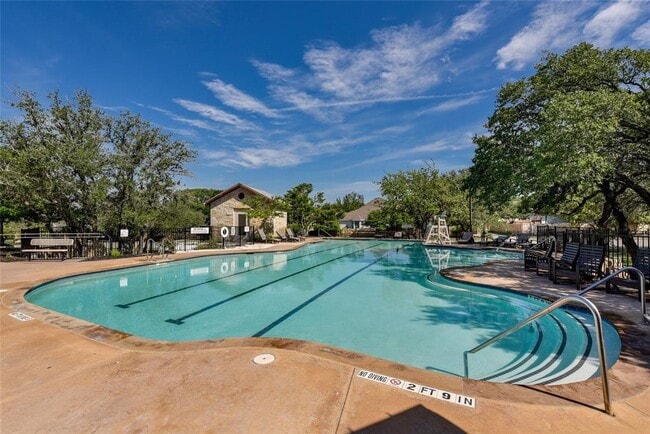 Building Photo - 3604 Pine Needle Cir