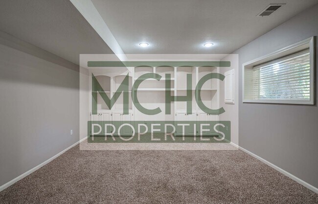 Building Photo - 5909 W 153rd Terrace