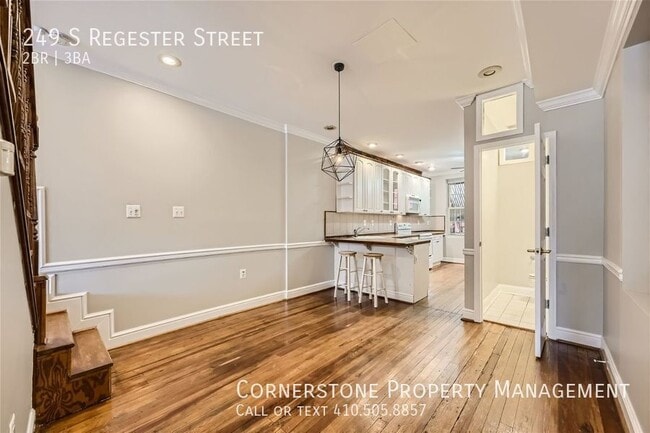 Building Photo - 249 S Regester St