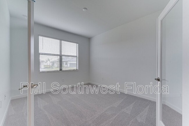 Building Photo - 5343 White Sand Cv