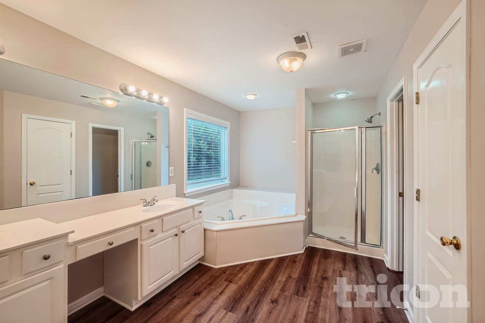 Building Photo - 4160 Triton Ives Dr NE