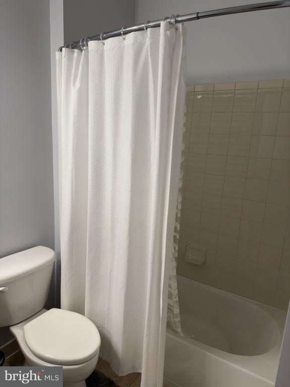 Building Photo - 24701 Byrne Meadow Square