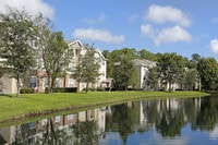 Building Photo - Thomas Chase Apartments
