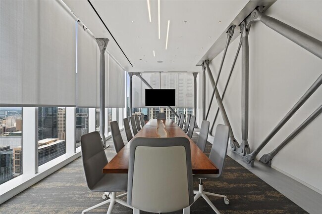 Building Photo - 301 West Ave