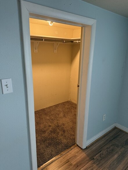 Building Photo - 2713 S 900 E