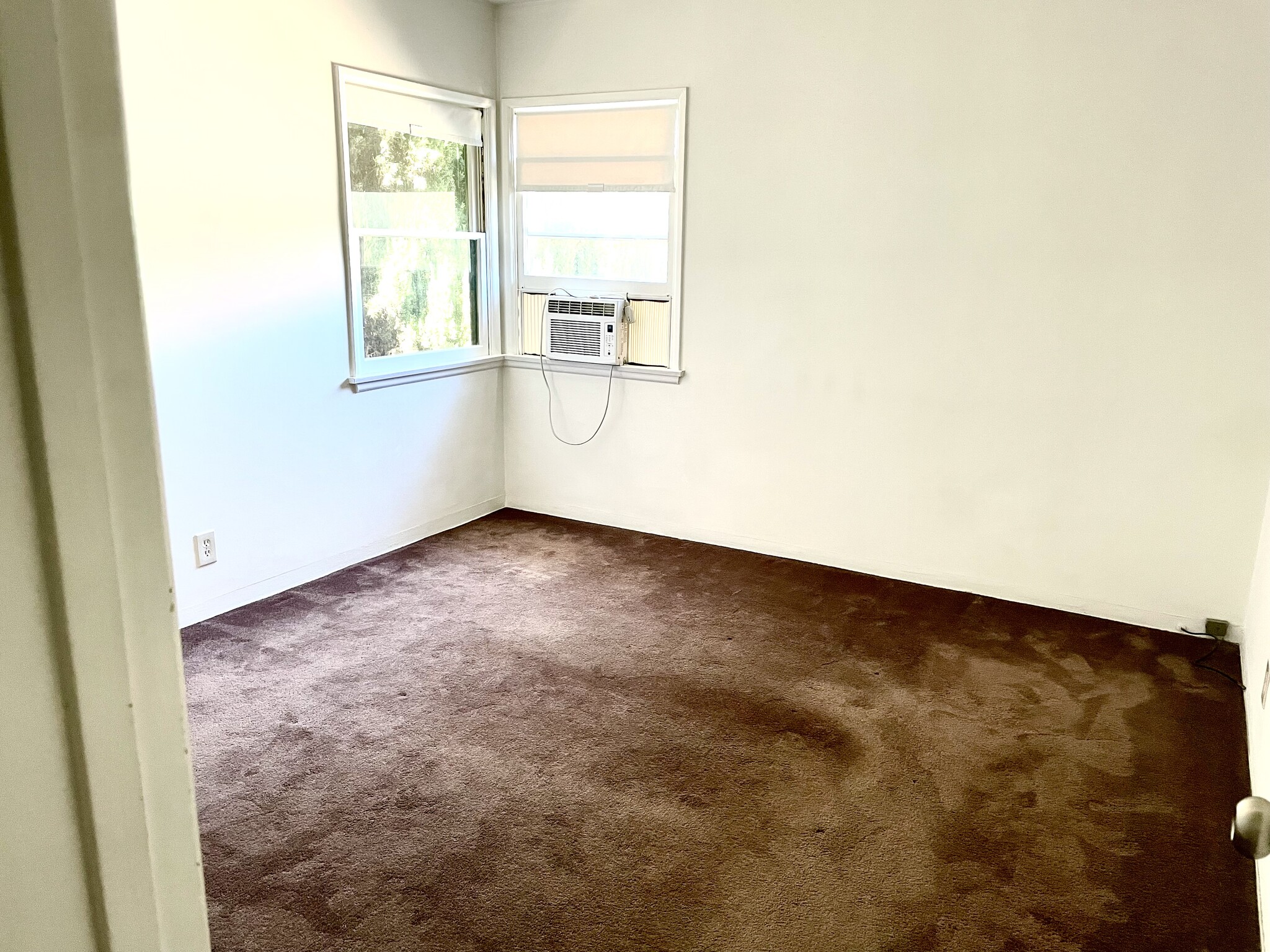 Bedroom - 614 N Atlantic Blvd