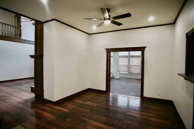 Building Photo - 4br 3-1/2ba Victorian in hills of Blossom Valley