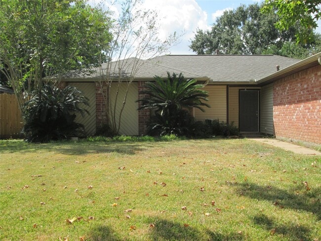 Primary Photo - 2506 Portland Dr