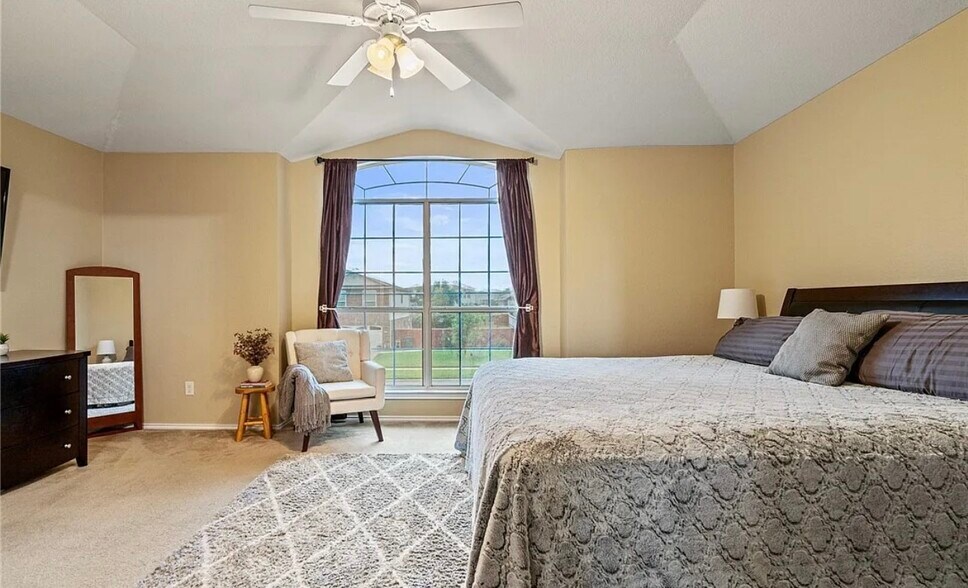 Building Photo - 2001 Schorn Dr