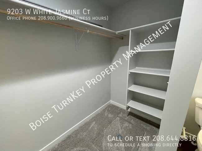 Building Photo - 9203 W White Jasmine Ct