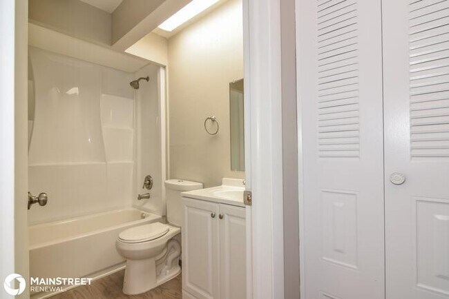 Building Photo - 14513 Arbor Hills Rd, Tampa, FL 33625