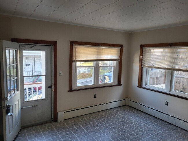 Building Photo - 226 Green St