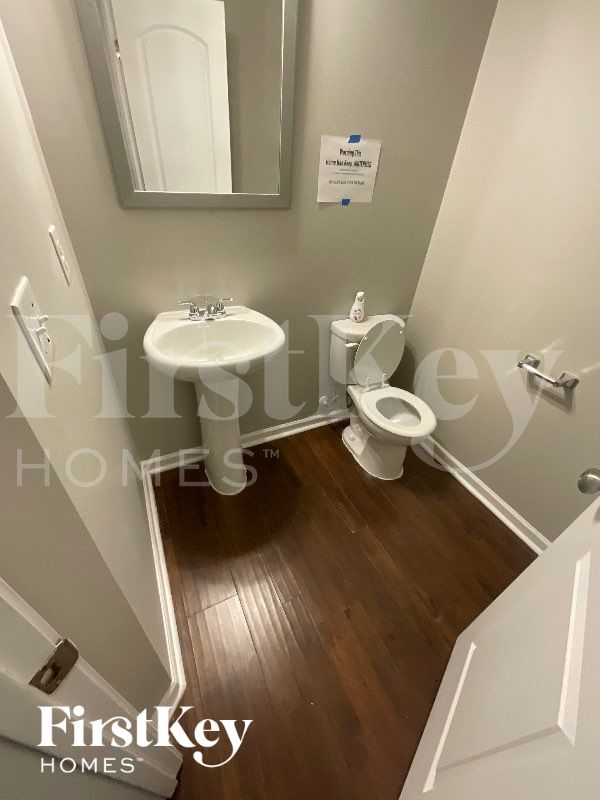 Building Photo - 148 Daisy Cir