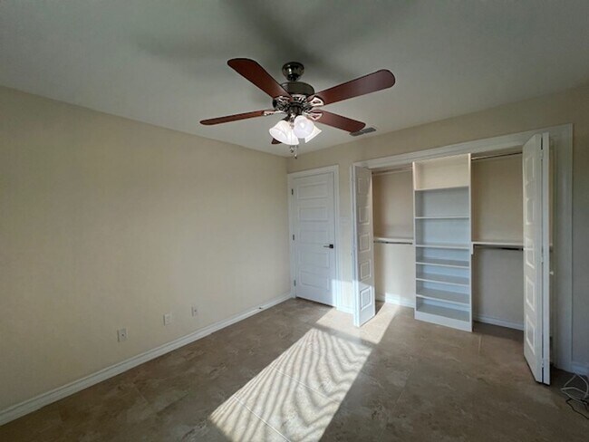 Building Photo - Located off Hwy 359!!!