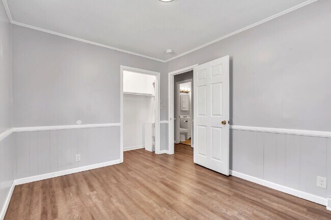 Building Photo - 3BR, 1.5 BA Ranch on Over Half an Acre with Fenced Yard, and Deck $1850/mo rent