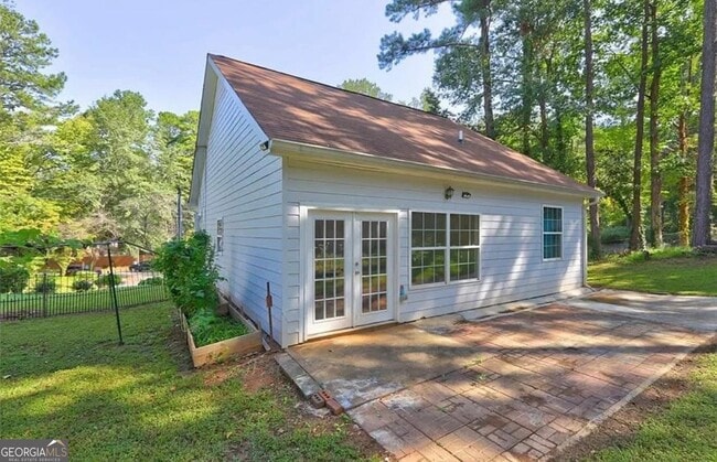 Building Photo - 4831 Oak Path