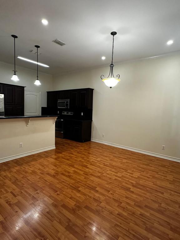 Building Photo - 3443 S Midtown Cir St