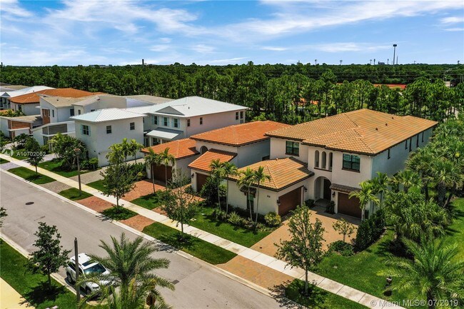 Building Photo - 5651 Hood Rd