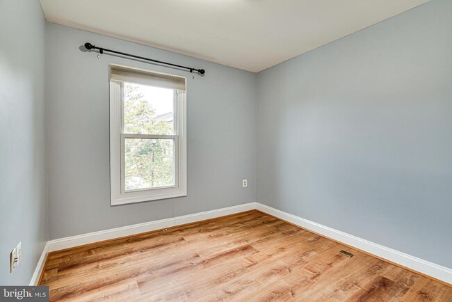Building Photo - 5708 Heritage Crossing Ct