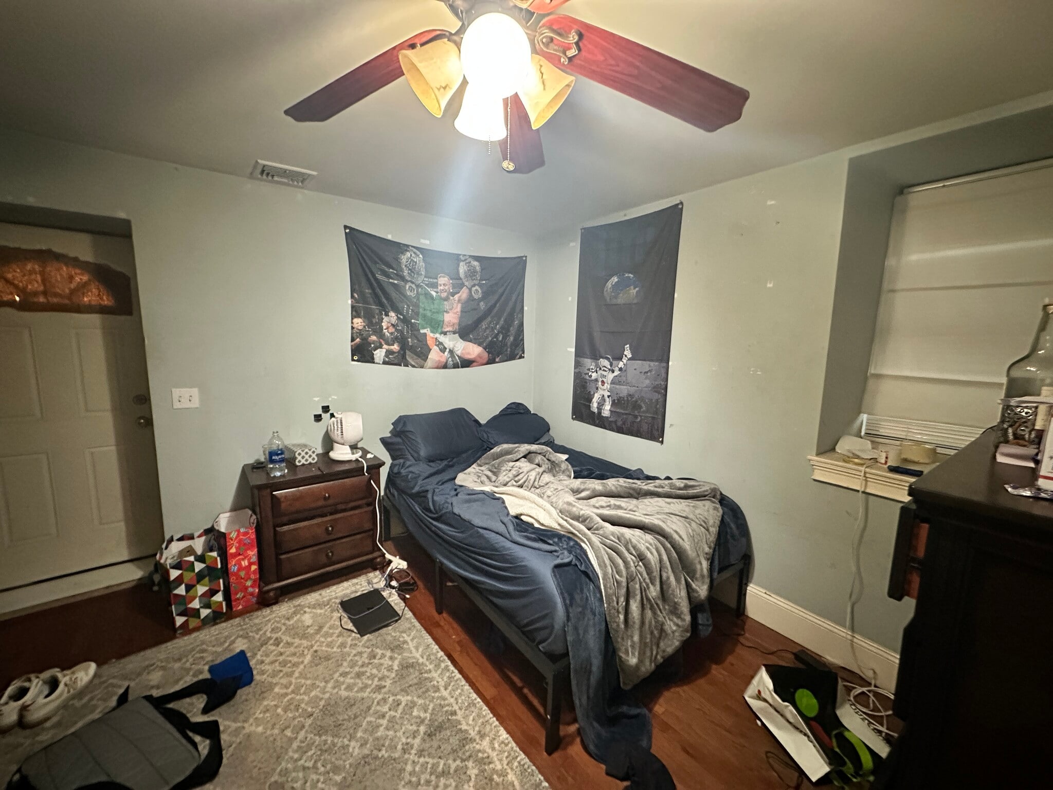 Building Photo - 135 Hillside St