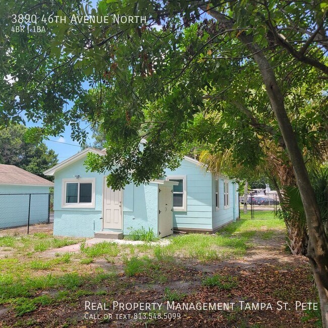 Building Photo - ***THE PERFECT ST PETE REHAB***