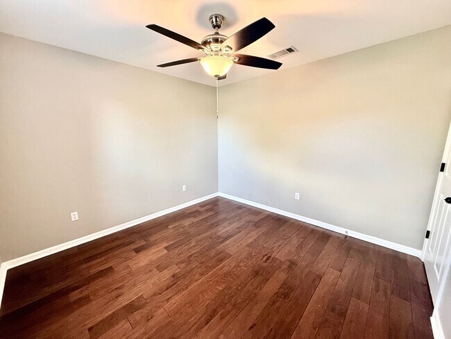 Building Photo - 12483 Fairhope Way