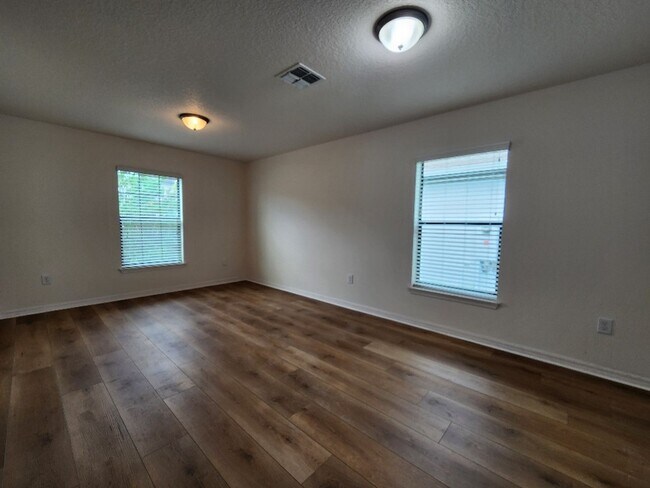 Building Photo - 11910 Winterset Cove Dr