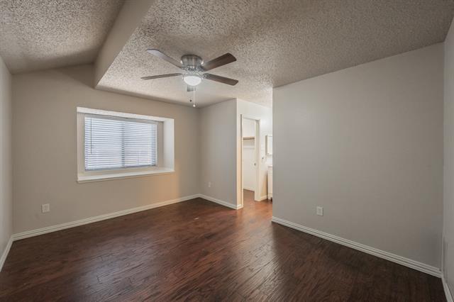 Building Photo - 6402 Valleybrooke Ct