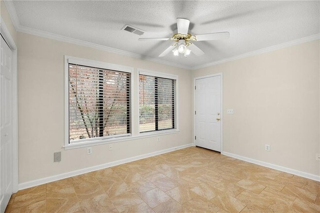 Building Photo - 509 Mt Vernon Dr