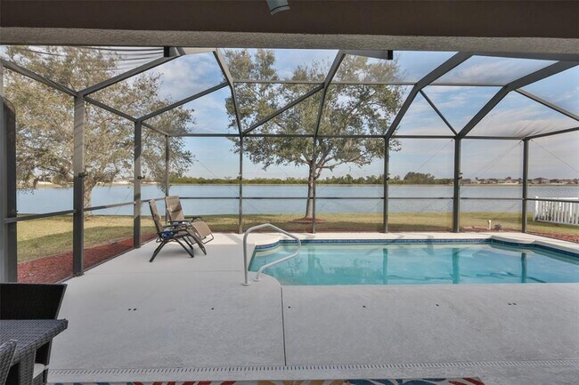 Building Photo - 823 Seminole Sky Dr