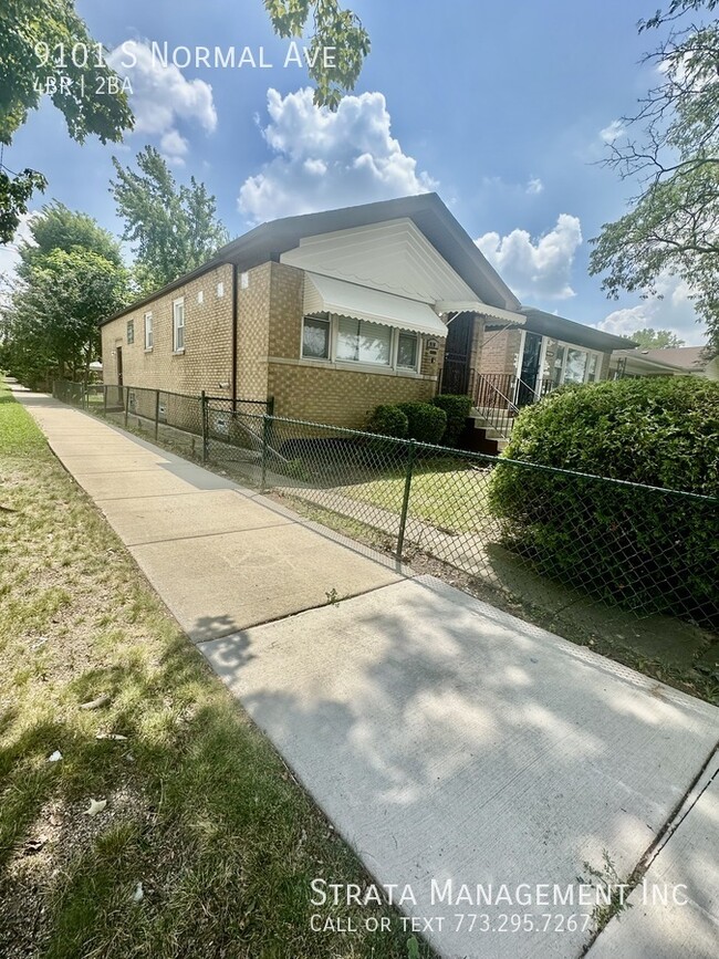 Primary Photo - 9101 S Normal Ave