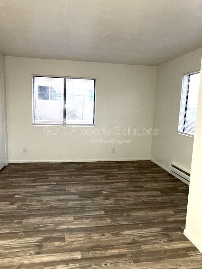 Building Photo - 3505 Tyson Pl NE